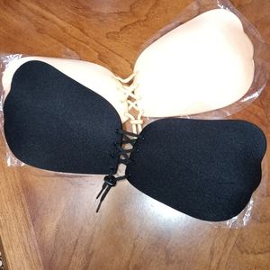 NWOT Strapless Self Adhesive Bra's Sz B-C B3 0143